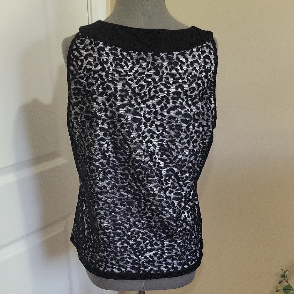 Laura Ashley Black Lace Sleeveless Top - Picture 2 of 5